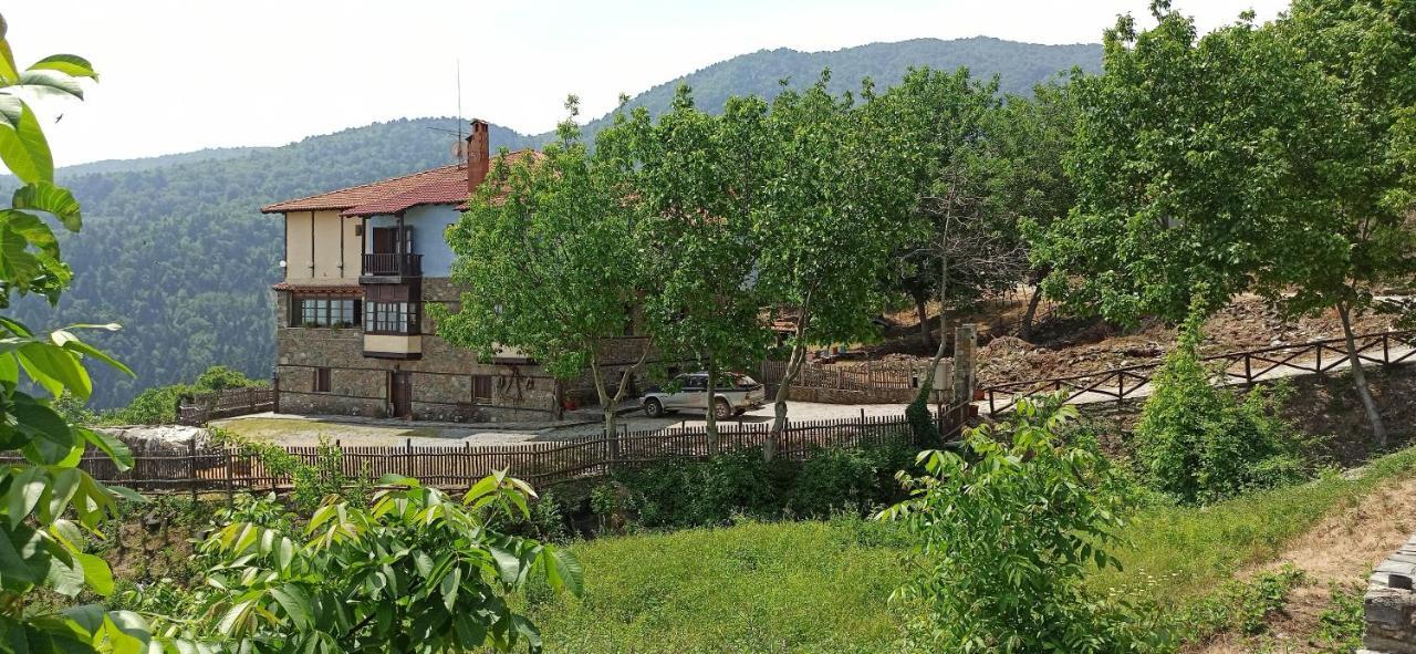 Sintrivanis Mountain Ano Skotina Buitenkant foto